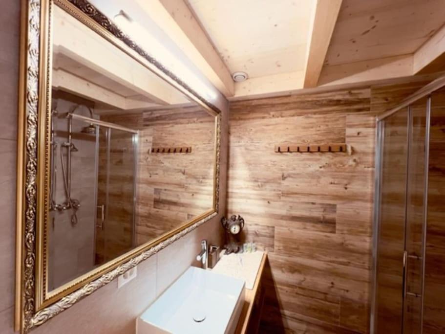Chic Small New Apartment Up To 4 People, Pets Allowed Lens Exterior foto