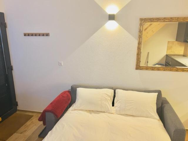 Chic Small New Apartment Up To 4 People, Pets Allowed Lens Exterior foto