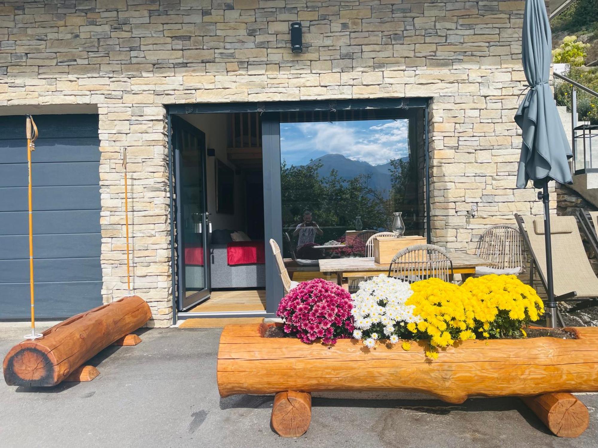 Chic Small New Apartment Up To 4 People, Pets Allowed Lens Exterior foto