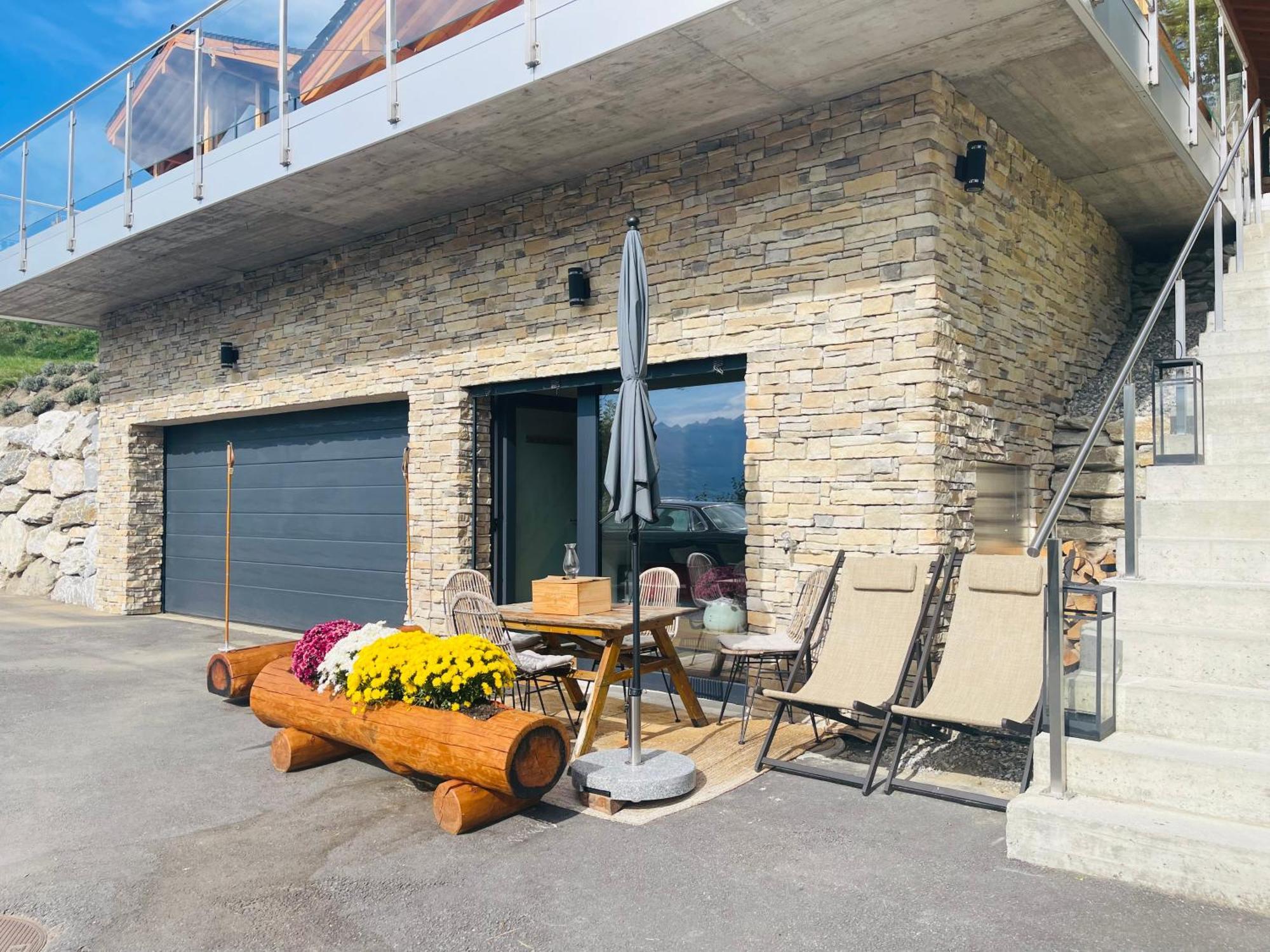 Chic Small New Apartment Up To 4 People, Pets Allowed Lens Exterior foto